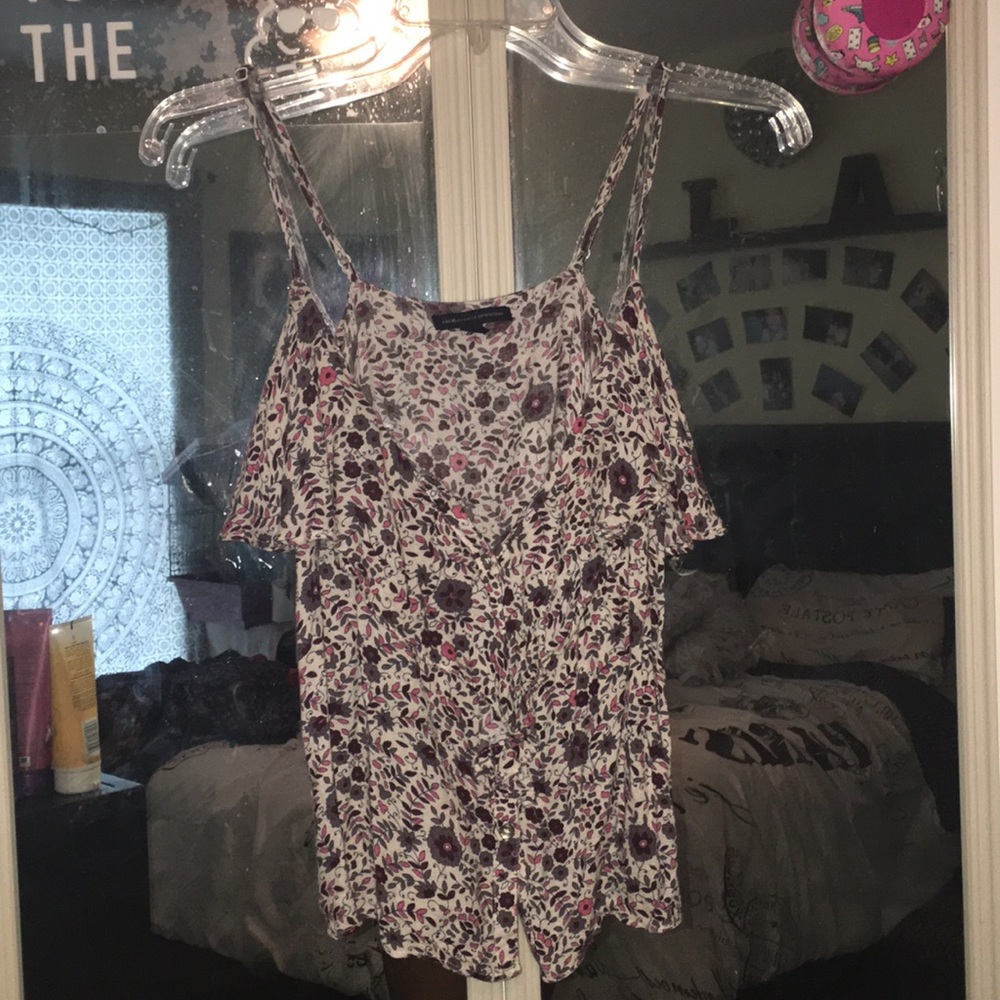 Cute & New AE Floral Crop Top!